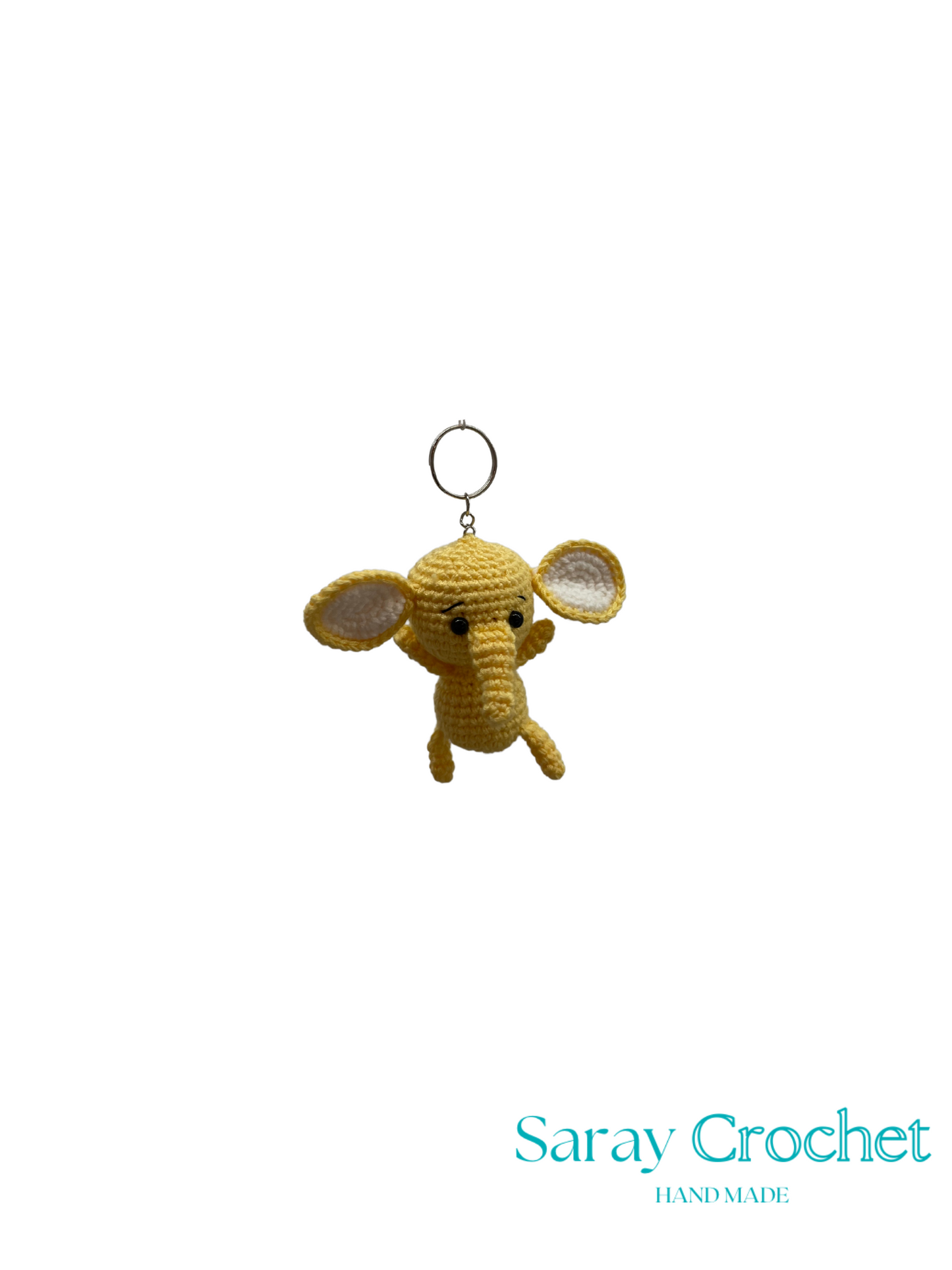 Crocheted elephant keychain on a white background with 'Saray Crochet' branding.