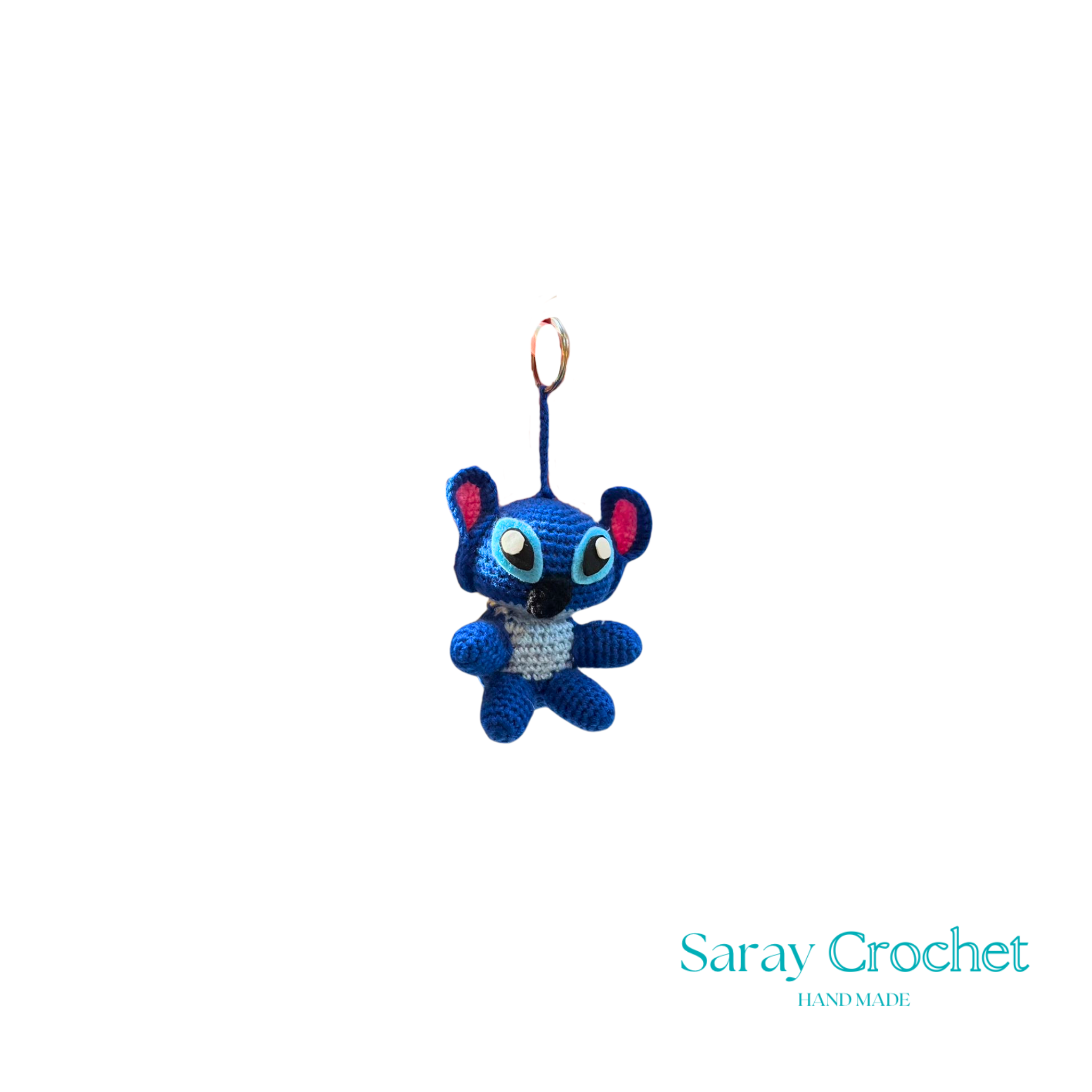 Ručno rađeni privjesak omiljenog malenog nestaška Stitcha idealan je za djecu i roditelje kao dodatak za torbice i ključeve.