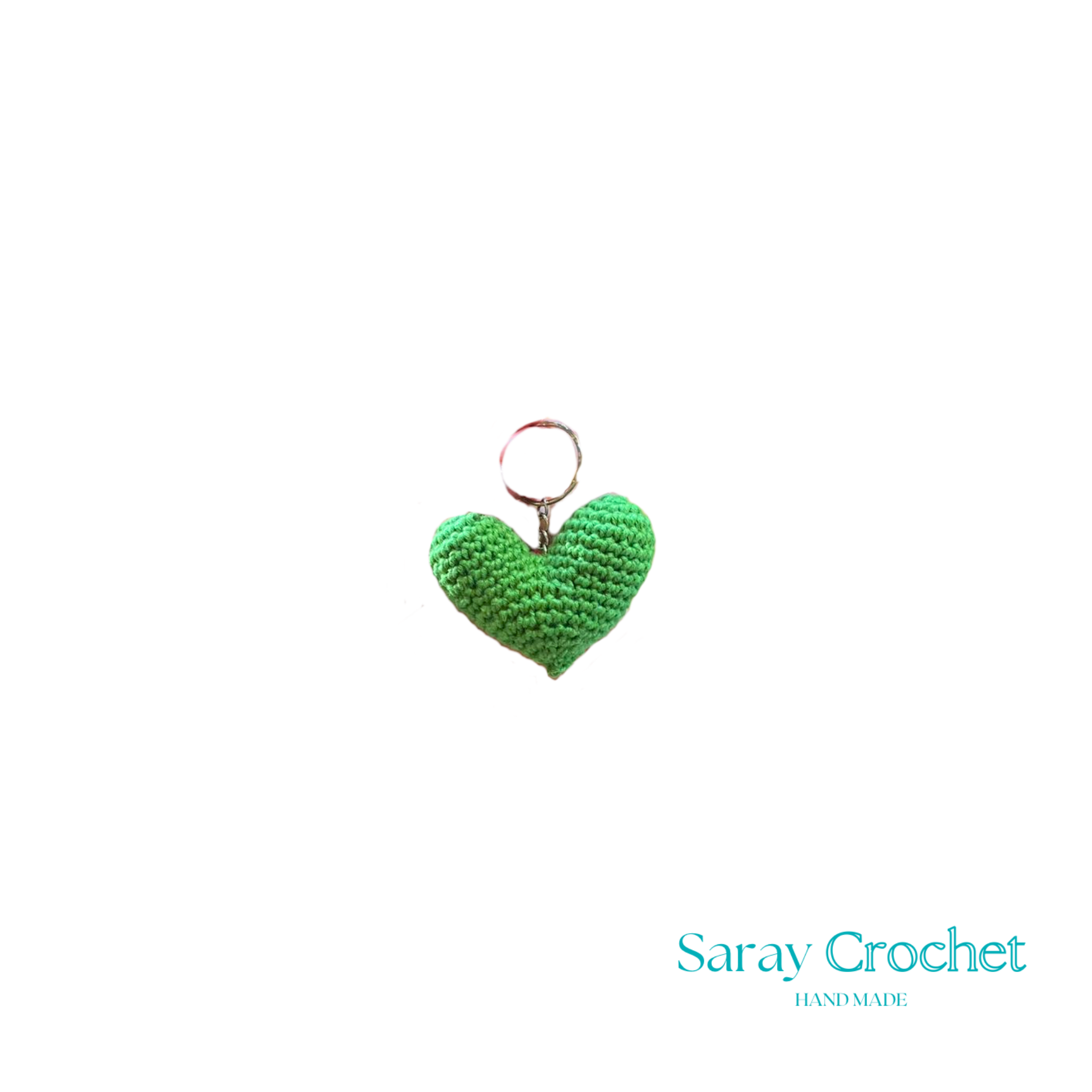 Ručno rađeni privjesak srce je savršen znak pažnje i ljubavi za sve uzraste.