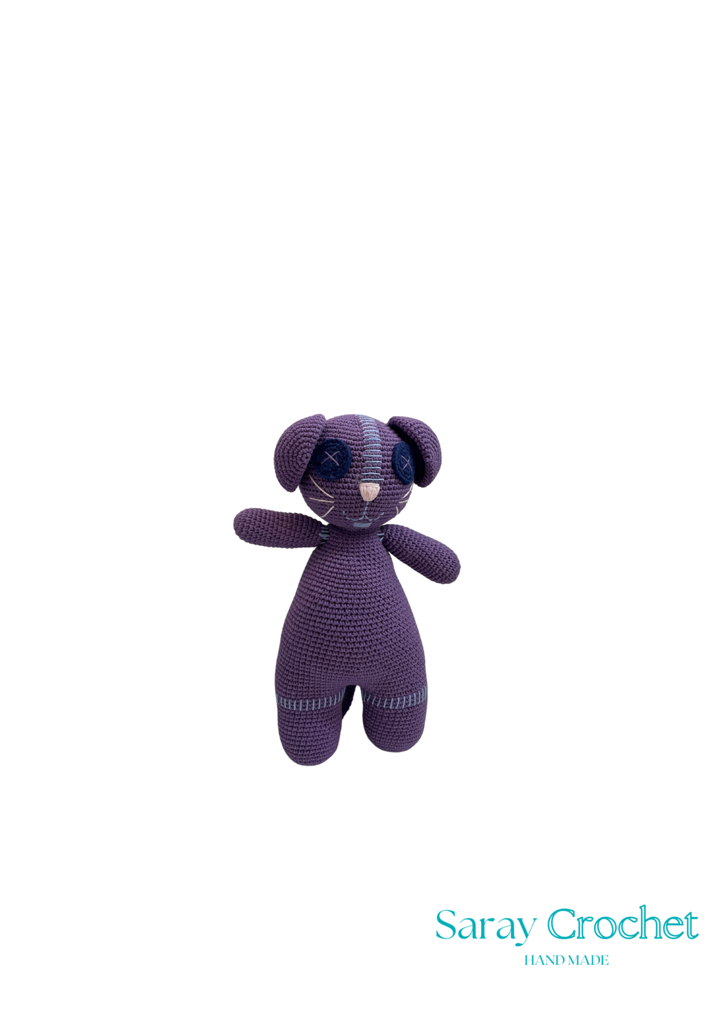 Purple crochet teddy bear on a white background with 'Saray Crochet' branding.