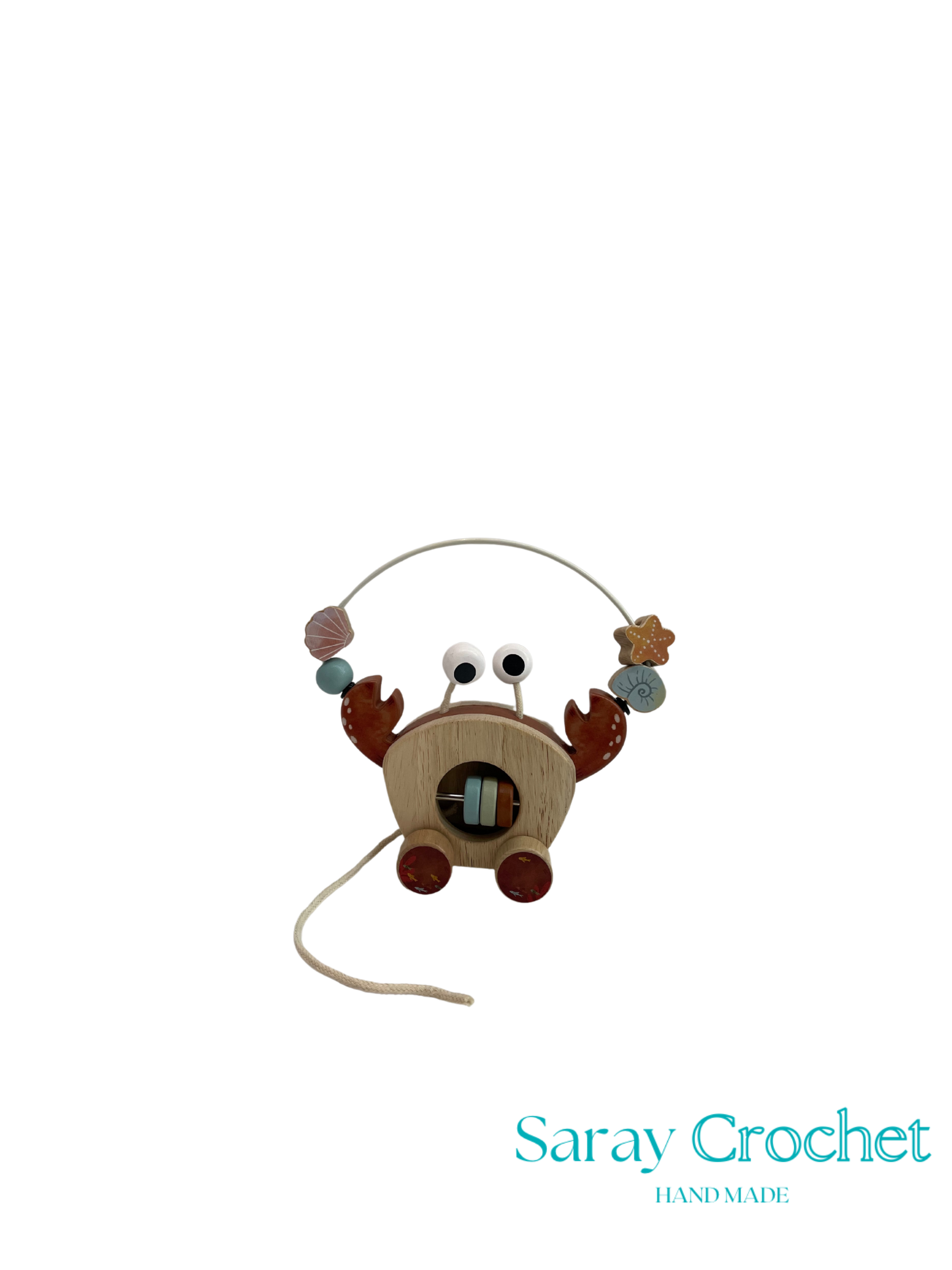 Crocheted toy with a crab design on a white background, branded 'Saray Crochet'.