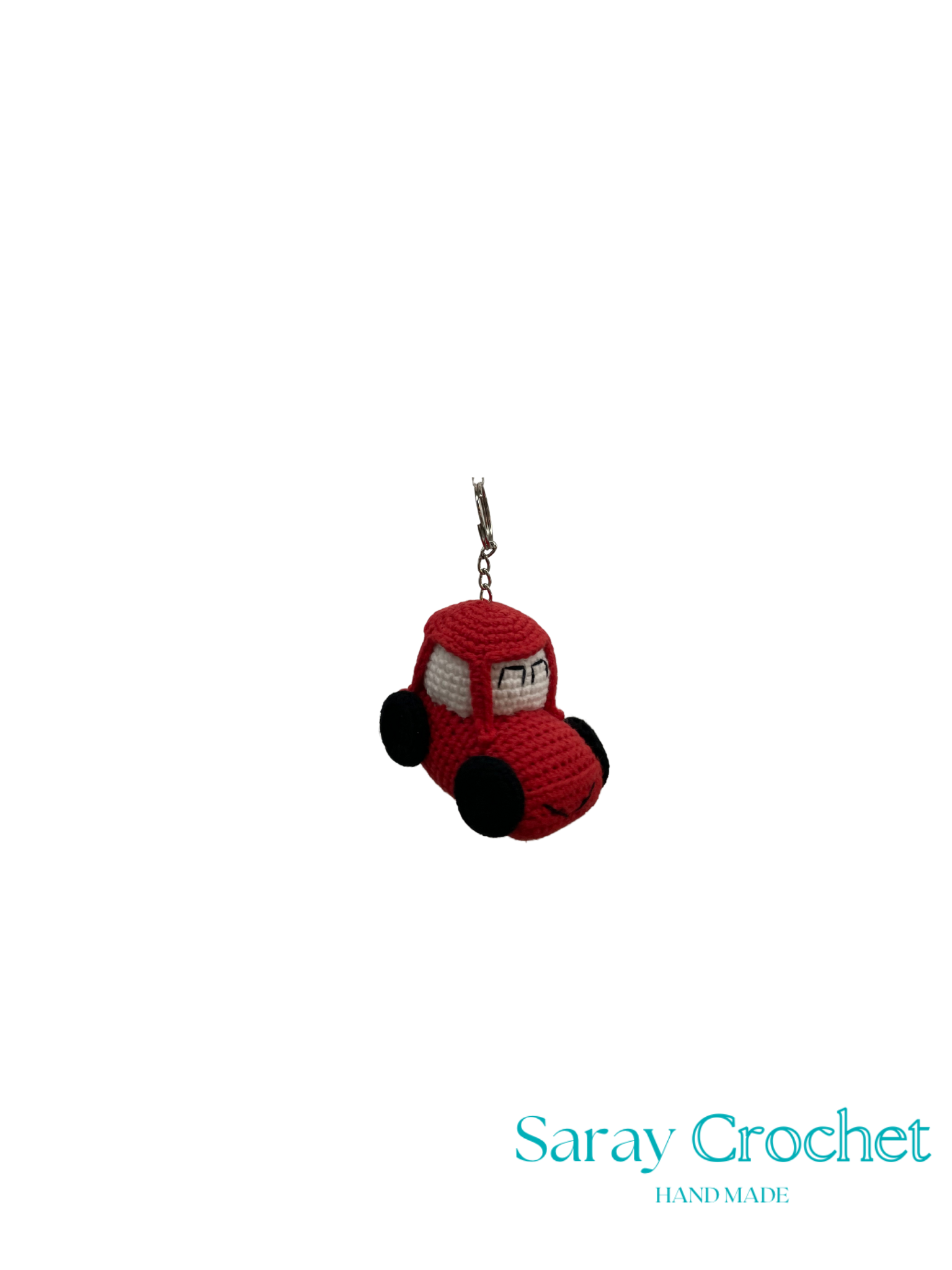 Red crochet car keychain on a white background with 'Saray Crochet' branding.